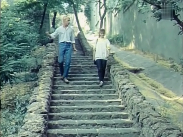 Лестница  с Дерибасовской на спуск Вакуленчука. 